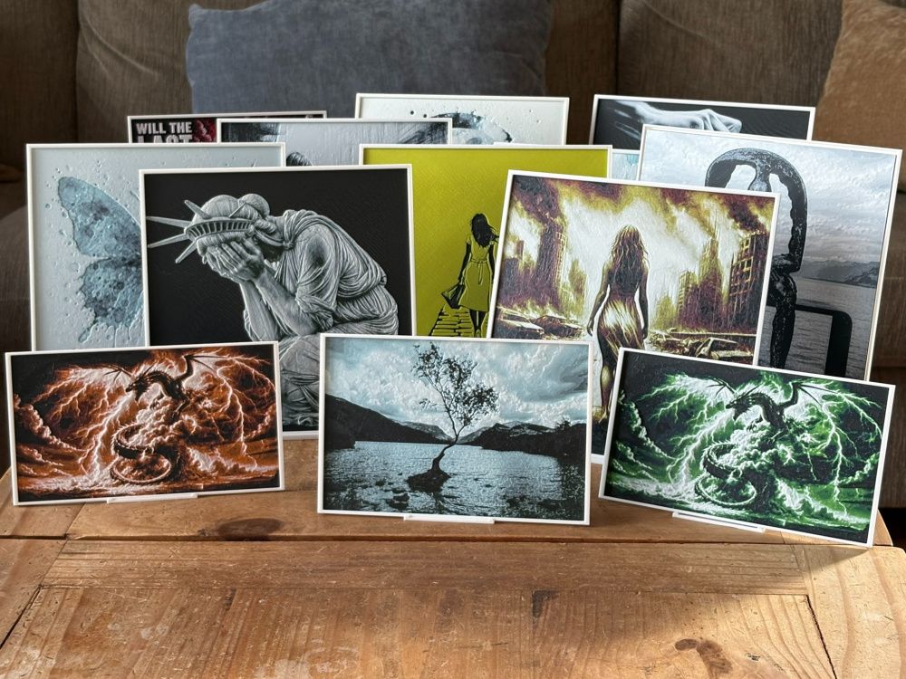 Bilde av mange 3D-printede kunstverk